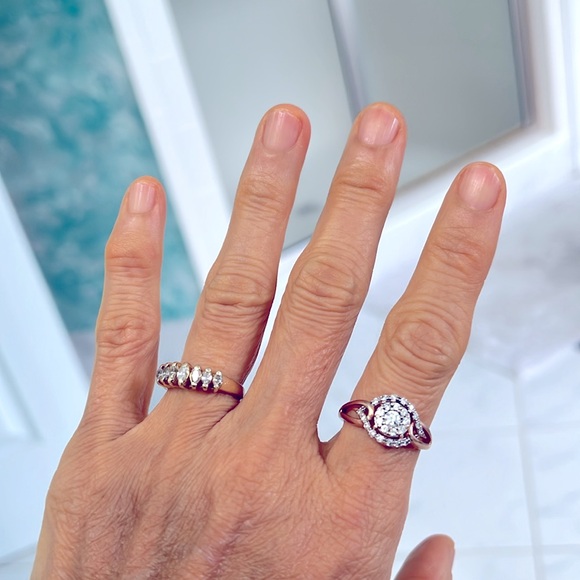 10K Rose Gold Diamond - Picture 3 of 7